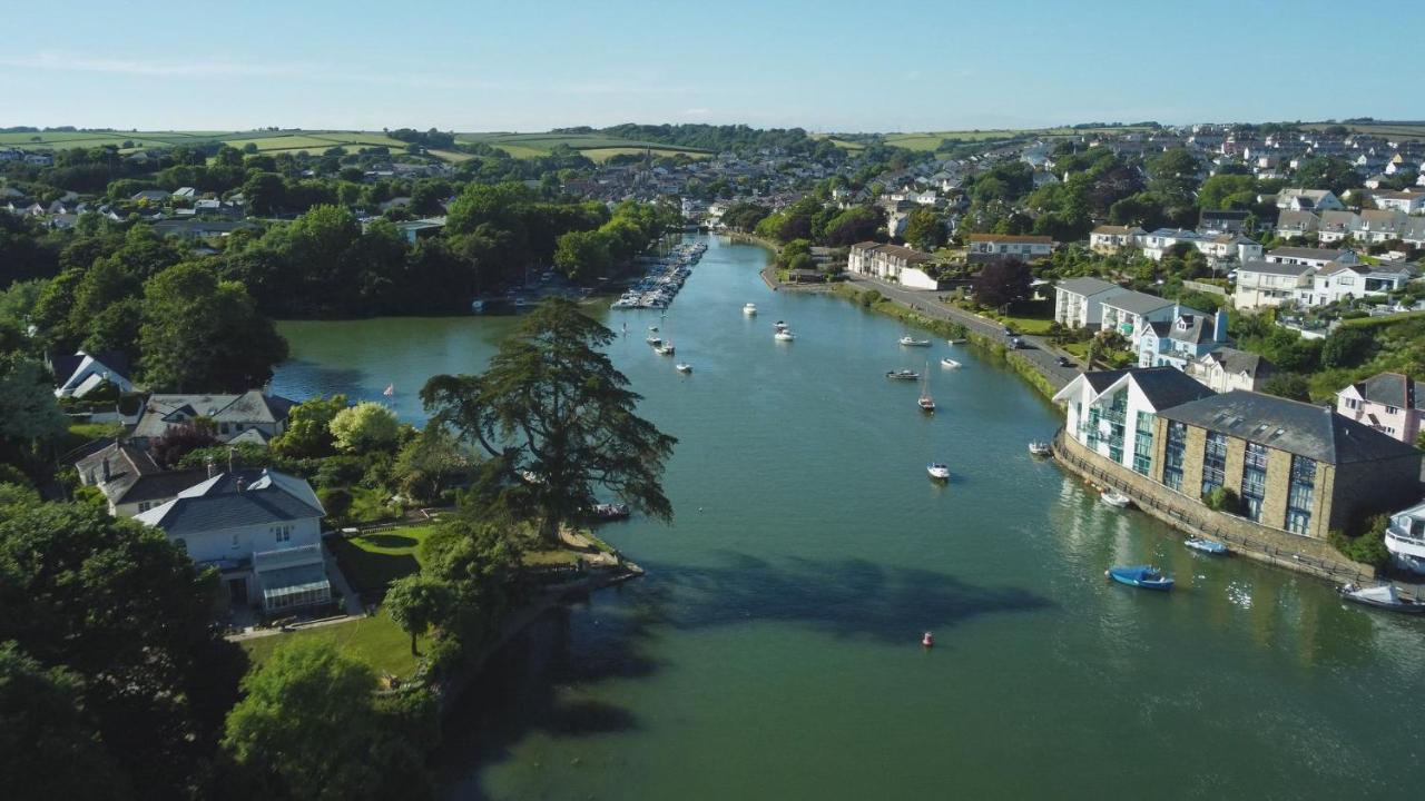 Riverside Apartment With Views And Parking Kingsbridge  Exterior foto